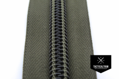 YKK 10 C Zipper by meter impregnated Olive